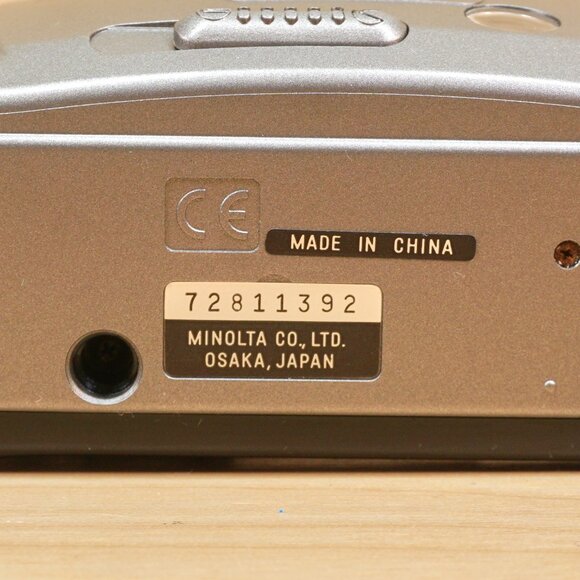 Minolta AF Big Finder 35mm Point and Shoot Film Camera with case - Picture 8 of 9